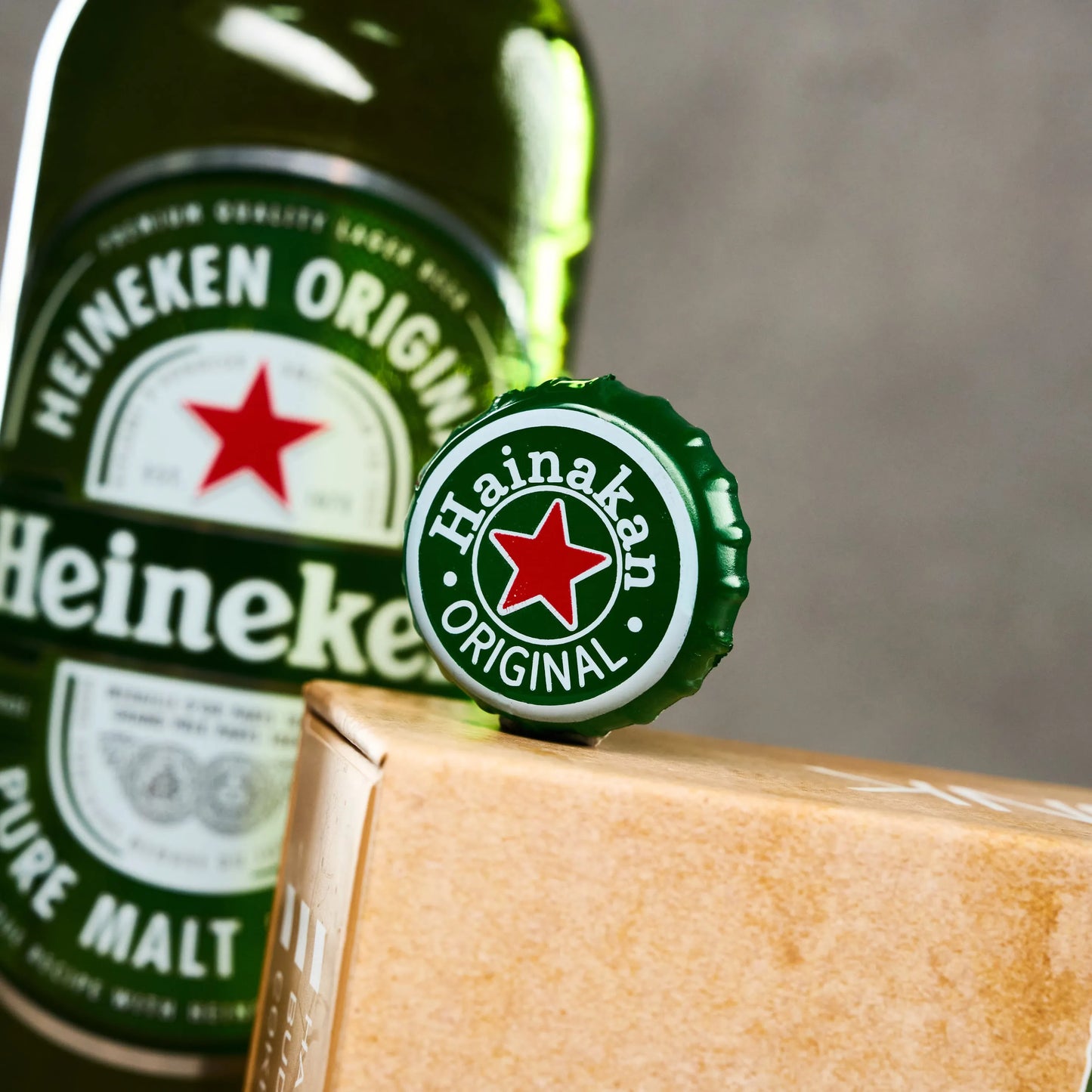 The Clink (Deluxe Edition Cap In Bottle) by Iarvel Magic & Wonder House