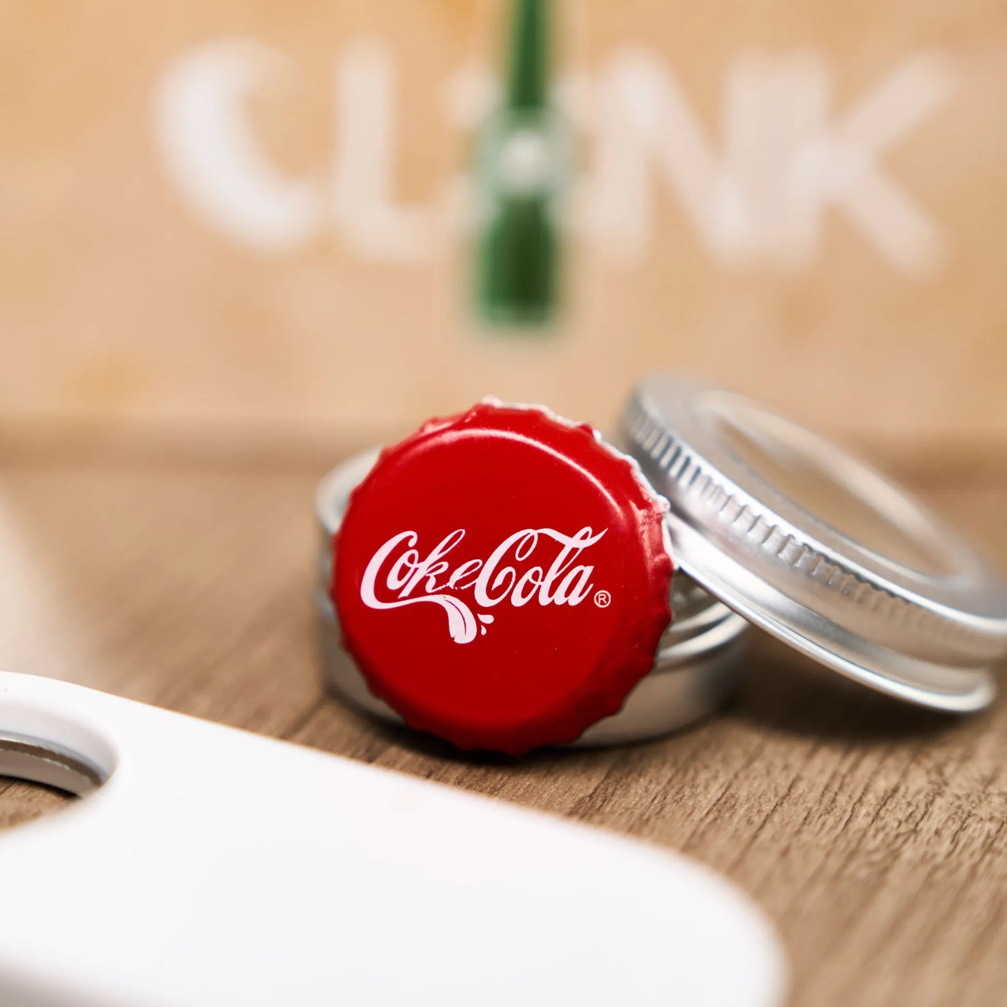 The Clink (Deluxe Edition Cap In Bottle) by Iarvel Magic & Wonder House