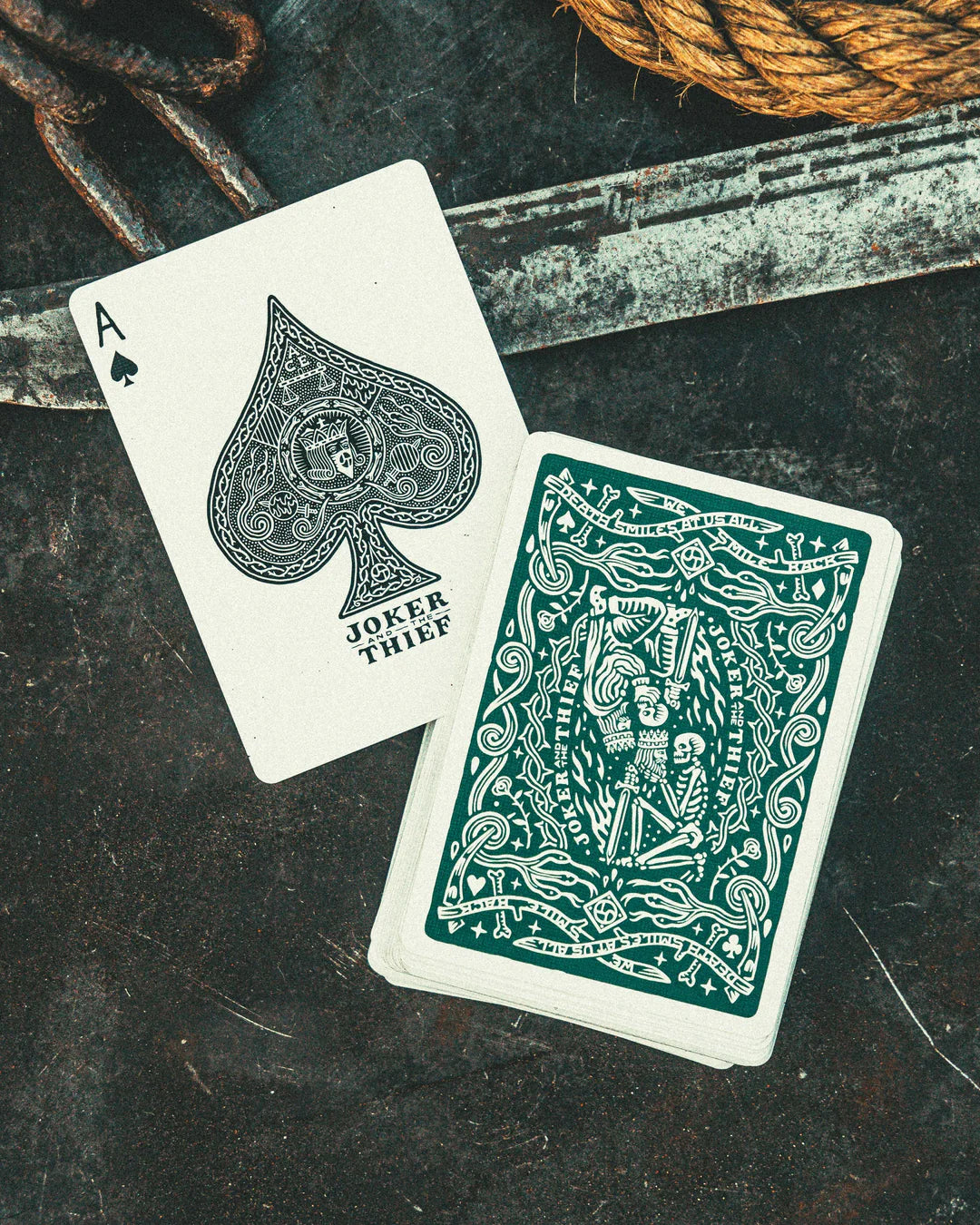 Joker and the Thief: Crown (Green) Edition playing cards