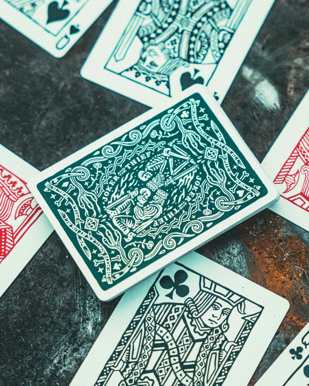 Joker and the Thief: Crown (Green) Edition playing cards