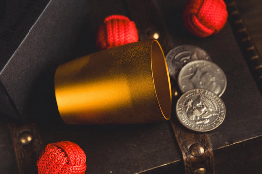 Cupcake 2.0 (Gold) by Milo & Bacon Magic - Trick