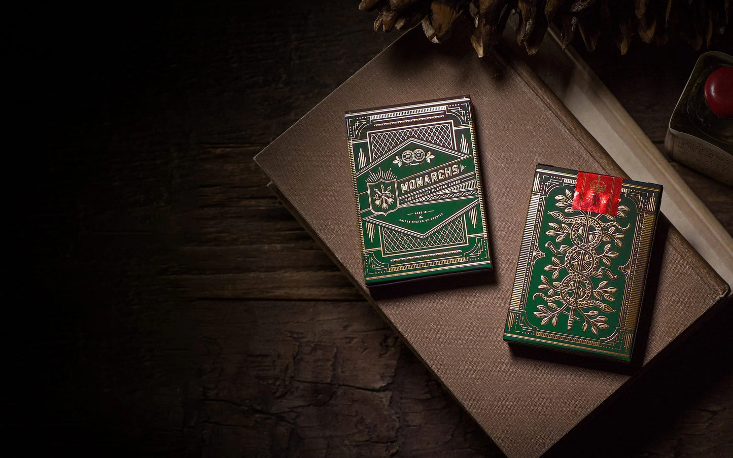 Monarch (Green) Playing Cards by Theory11