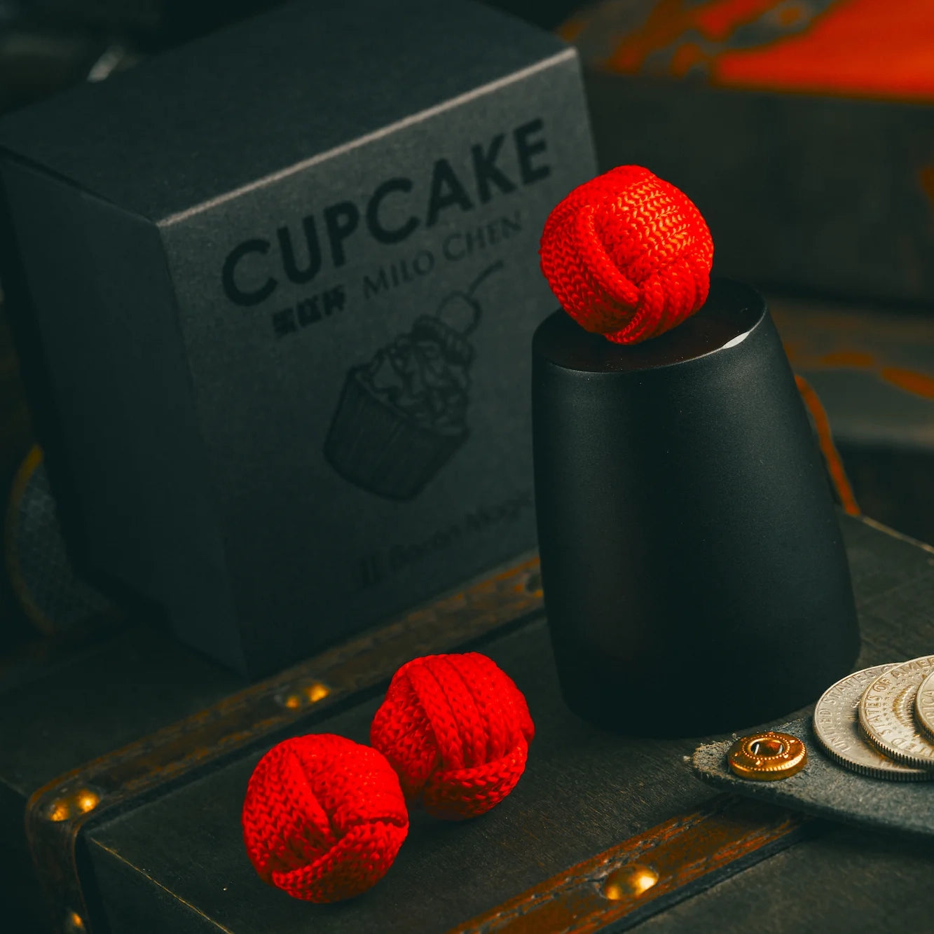 Cupcake 2.0 (Noir) par Milo & Bacon Magic - Tour de magie
