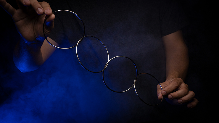 Atom (Linking) Rings Magic Trick by Apprentice Magic