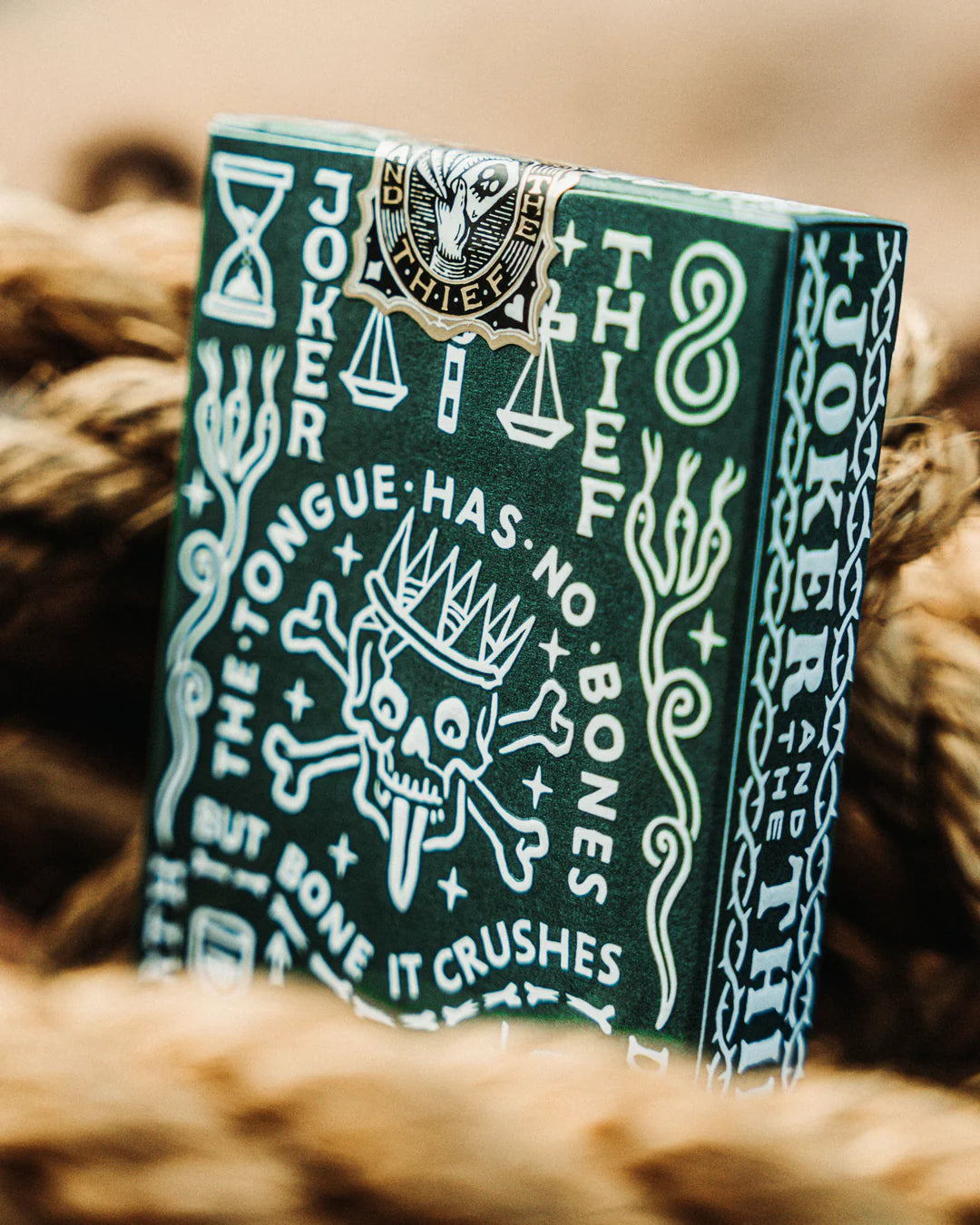 Joker and the Thief: Crown (Green) Edition playing cards