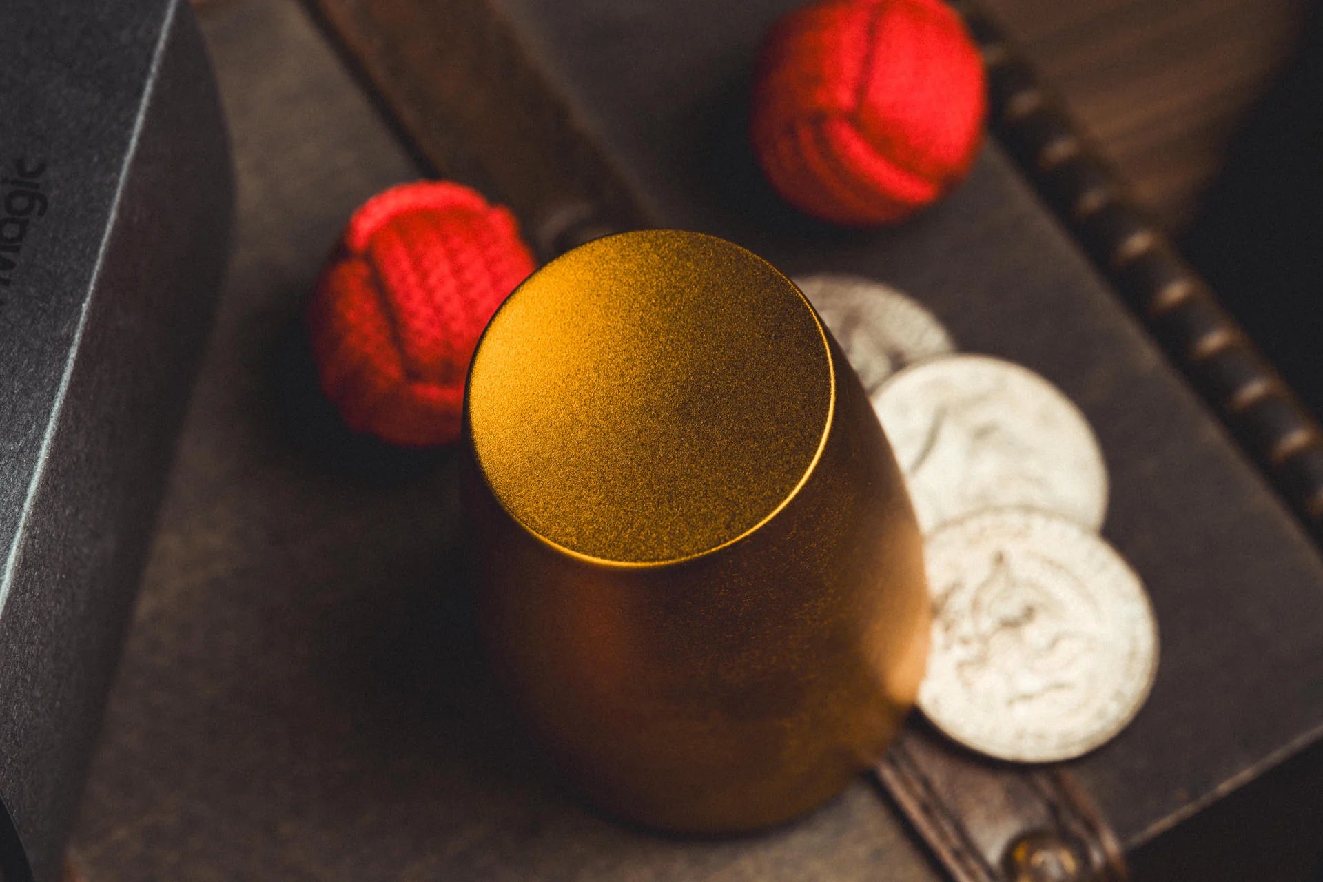 Cupcake 2.0 (Gold) von Milo & Bacon Magic - Trick