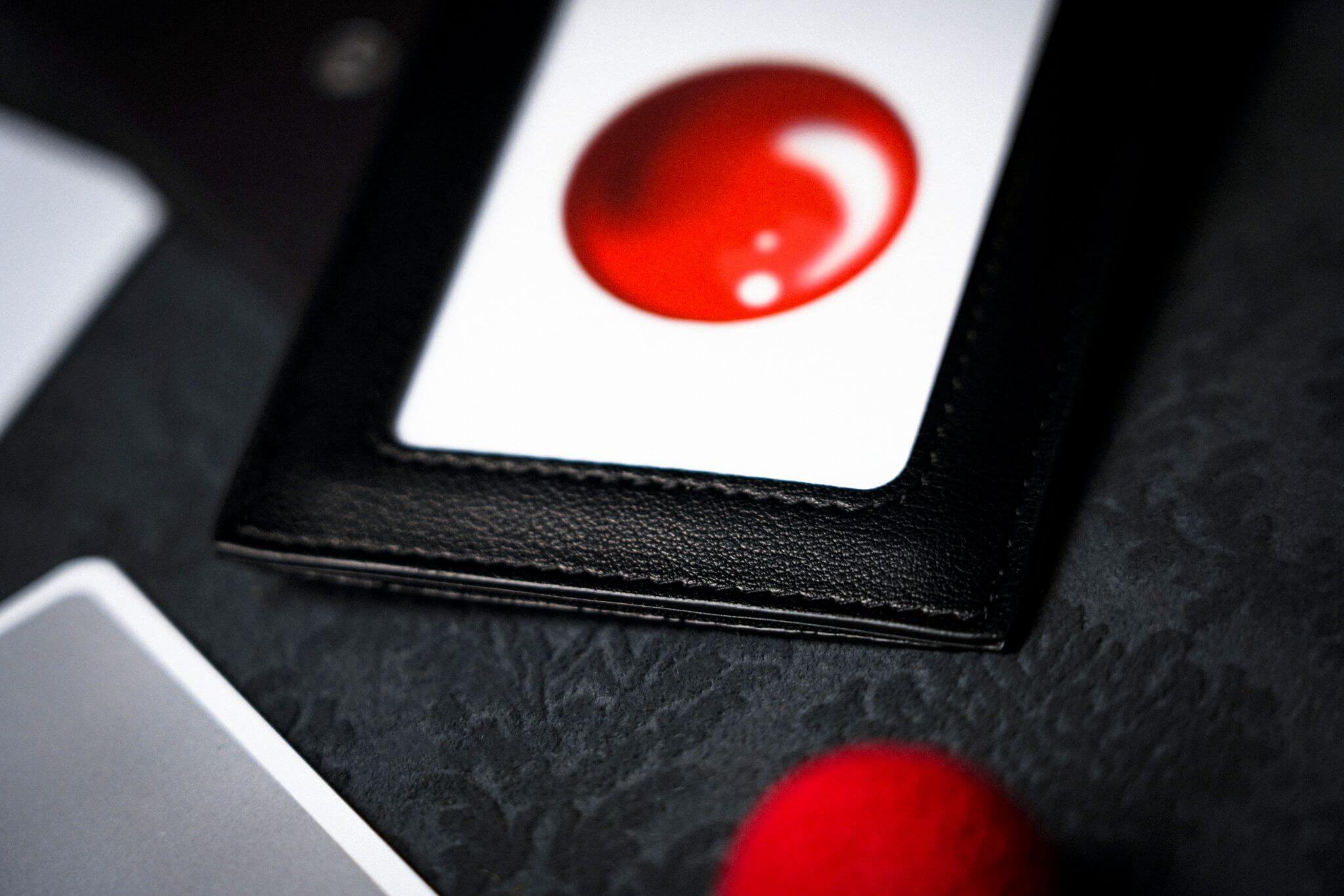 Mystical Window Wallet by TCC Magic