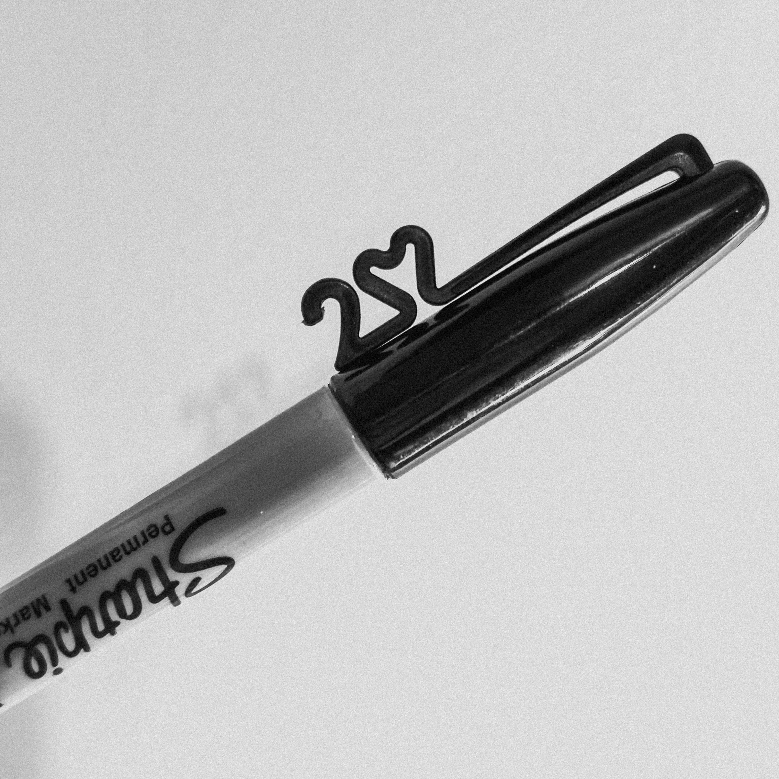 Sharpie-Kappe enthüllt von Tim Burt